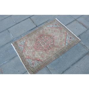 Tapis turc vintage de 2,1 x 3,1 pieds, petit tapis, tapis oriental rouge - Product Image 3