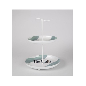 Soporte para pasteles de madera y hierro de tres niveles con soporte para servir pasteles de la mejor calidad a un precio asequible - Product Image 2