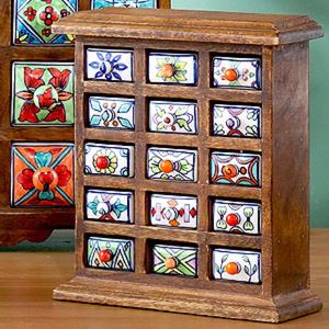 Commode en bois de qualité supérieure avec boutons en céramique |   Approvisionnement en gros - Product Image 1