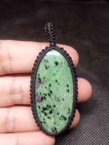 Collier pendentif en macramé en zoïsite rubis, bijoux bohèmes faits à la main pour femmes, cordon réglable - Product Image 4