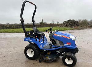 Tractor agrícola compacto ISEKI TXG237 con cargador de conexión rápida y cubo 4WD 22HP motor diésel 540 PTO 3 puntos de enganche, envío gratis - Product Image 6