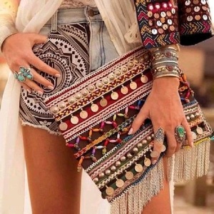 Sac à main indien brodé à la main de style Banjara avec des pièces de monnaie et des perles multicolores, style bohème, fermeture à glissière, doublure en coton, pour femmes - Product Image 2