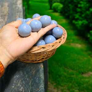 Esfera de Cristal de Ágata Angelita Natural de Primera Calidad al por Mayor para Regalo, Decoración, Amor, Meditación, Feng Shui y Protección - Product Image 1