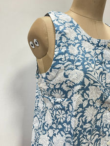 Blusa de Verano con Estampado Floral, Cuello en V y Botones Delanteros - Blusa de Algodón para Mujer - Product Image 4