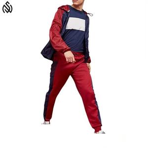 2025 ensemble de survêtements coupe-vent élégants de qualité supérieure noir avec logo personnalisé broderie Patch survêtements - Product Image 5