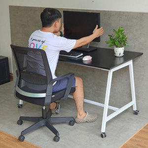 Escritorio Móvil Plegable FOS de 140x70cm, Escritorio Portátil de Madera con Patas de Hierro, Altura Ajustable para Dormitorio, con Almacenamiento - Product Image 3