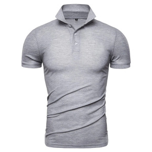 Nuevo Diseño Personalizado de Camiseta Polo de Color Sólido para Hombre, Ropa Casual con Bordado, Manga Corta, 100% Algodón - Product Image 1