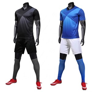 ชุดยูนิฟอร์มฟุตบอลแขนสั้นคุณภาพสูง ระบายอากาศได้ดี น้ำหนักเบา ดีไซน์ล่าสุด แบบซับลิเมชั่น สำหรับสโมสร - Product Image 4