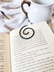 ที่คั่นหนังสือโลหะหรูหราพร้อมผิวสีทองเหมาะสำหรับวันครบรอบแต่งงานของขวัญขององค์กรและร้านขายของที่ระลึกสุดหรู - Product Image 2