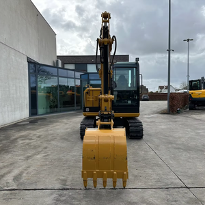 Caterpillar - 2015 - 305.5E2 - Mini-excavatrice compacte - Machine d'aménagement paysager - Rayon de braquage compact - Prête à l'emploi - Product Image 1