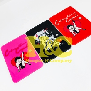 Extensiones de Pestañas Acrílicas Rosa Bebé con Diseño de Mariposa, Estilo Nuevo, Magnéticas, Sostenibles, con Logotipo Negro Personalizado - Product Image 4