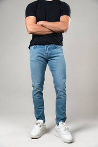 Jeans en denim pour homme, style décontracté, tissu durable |   Pantalon en jean bleu classique pour homme |   Vêtements pour hommes en gros - Product Image 6