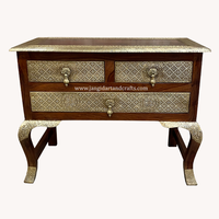Meuble de chevet console à trois tiroirs en bois de sheesham rustique vintage antique, fabricant de meubles pour la maison en Inde