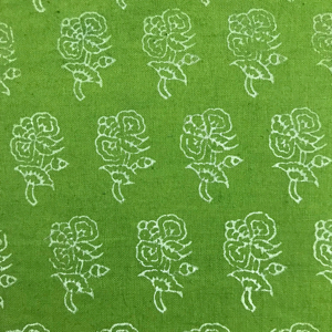 Tissu en coton imprimé à la main vert |   Petit motif floral blanc Textile indien - Product Image 1