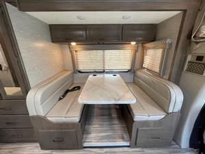 2021 Thor Freedom 24FE Camping-car de luxe pour camping-car RV utilisé pour le camping, la maison ou le véhicule - Product Image 3