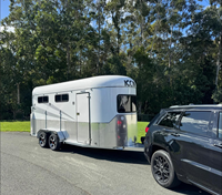 Nouvelle remorque pour chevaux ICON 3 Horse Angle Load 14 pieds, capacité 3000 kg, en aluminium, pour chevaux de race, avec logement, en vente