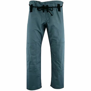 Combinaison de karaté et de jiu-jitsu d'entraînement professionnel pour hommes, confortable et personnalisé au meilleur prix, vente en gros d'équipement d'arts martiaux - Product Image 4