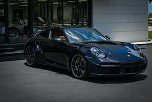 NOUVEAU Porsche 911 Turbo S Coupé 2022, modèle standard - Product Image 3