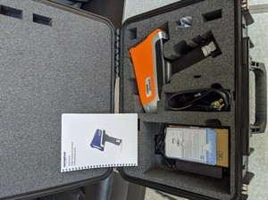 H & S OLYMPUS VANTA XRF ANALIZADOR DE MANO CHATARRA DE ALEACIÓN PMI METALES PRECIOSOS NITON NUEVO - Product Image 3