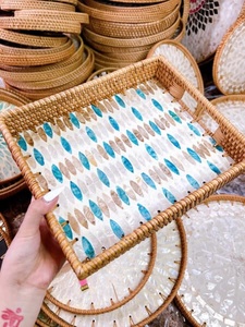 แม่ธรรมชาติของถาดหวายมุกทรงกลมพร้อมไม้ถูพื้นหวายสานด้วยมือ - Product Image 2