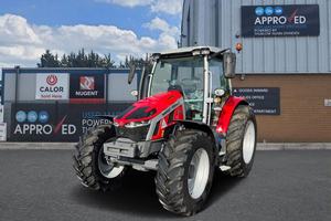 Tractor de ruedas Massey Ferguson 5S 125 4WD usado, de segunda mano, con bomba de aceite automática, caja de cambios, rodamientos, para uso agrícola, 100HP, 110HP, 120HP, en venta. - Product Image 3