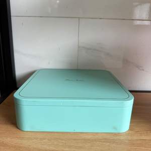 OEM Customizable <b>Metal</b> Tin <b>Can</b> Food Grade Empty Gift Box for Candies Chewing Gum Sugar Storage-Recyclable Features for Chocolate - Product Image 1