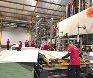 Plaques de panneaux MDF mélaminés colorés de haute qualité, fabrication vietnamienne, excellent matériau de travail à prix raisonnable, découpe possible - Product Image 4