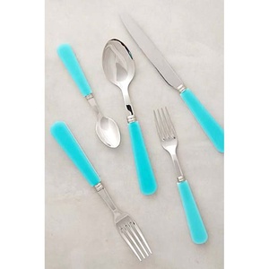 ชุดเครื่องใช้บนโต๊ะอาหารสแตนเลสสีเงินดีไซน์ใหม่ชุดเครื่องใช้บนโต๊ะอาหารหรูหรารูปลักษณ์หรูหราสำหรับงานแต่งงานบ้านโรงแรม - Product Image 3