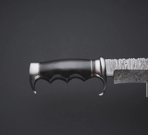 Vente en gros personnalisé OEM ODM Coutellerie Professionnel Couteaux de Chasse et Bowie Acier Damas Drop Point Bull Horn Handle - Product Image 2