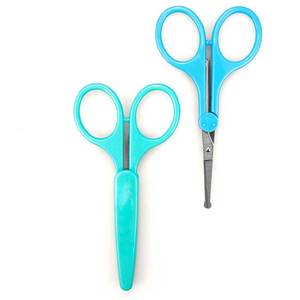 Tijeras compactas para cejas para el cuidado de las personas Tijeras ergonómicas para cejas para un uso fácil con logotipo impreso - Product Image 4