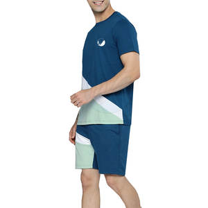 Ropa deportiva de moda para hombre, Conjunto de camiseta y pantalones cortos de talla grande, manga corta, venta al por mayor ecológica - Product Image 1
