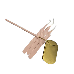 Juego de 4 pinzas de extensión de pestañas de acero inoxidable dorado con pinzas de agarre Nano profesionales de espejo - Product Image 1