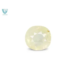 Saphir Jaune Naturel de 7,85 Carats (Pukhraj) - Pierre Précieuse Facettée Taille Émeraude - Product Image 1