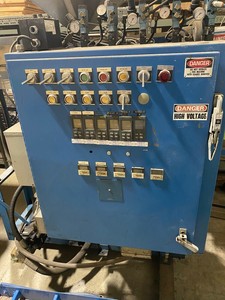 Maquinaria Blow Machinery R-4 de 1989, lista para la venta. - Product Image 3