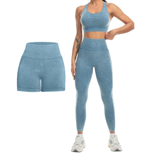 Servicios OEM Último estilo Mujeres Yoga Set en Color sólido Mejor proveedor Cantidad a granel Mujeres Yoga Set para adultos - Product Image 1