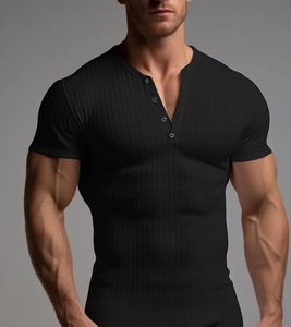 Camiseta Larga al por Mayor de Outfitize International con Abertura Lateral y Diseño de Dobladillo Personalizado - Product Image 6