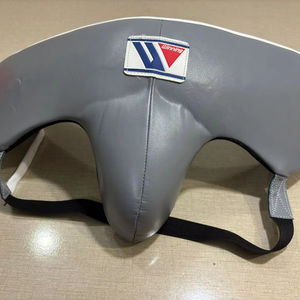 Garde d'aine de protection de boxe professionnelle de haute qualité avec conception respirante en cuir véritable pour hommes MS-GG-19 - Product Image 1