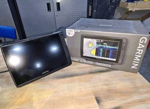 2025 En vente maintenant Garmis ECHOMAP Ultra 2 106sv Détecteur de poissons, 100% original, scellé en usine avec 1 an de garantie. - Product Image 4