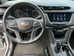 Cadillac XT5 Premium Luxury FWD d'occasion propre 2020 - Product Image 5
