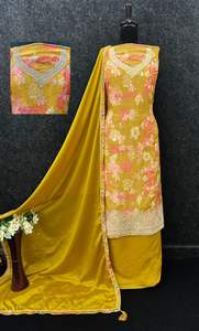 Traje Salwar Kameez al por Mayor, Tela Chinon Pesada con Estampado Digital Múltiple y Bordado con Lentejuelas, Ropa Étnica - Product Image 5