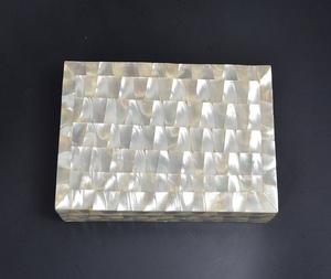 Caja de Joyería Decorativa de Diseño Marroquí, Ecológica, de Resina Tallada a Mano, Personalizada con Patrón de MODELO, Último Modelo de Caja de Regalo con Incrustaciones - Product Image 3