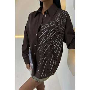 Camisa de Popelina con Estampado de Luna y Adornos de Piedras para Mujer, Colección 3440 - Product Image 2