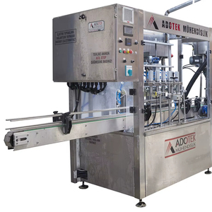 Máquina Llenadora de Líquidos ADOTEK, Automática, Eléctrica, Neumática, de Acero Inoxidable, para Bebidas y Aceite, 380V, Empaquetado Personalizado - Product Image 1