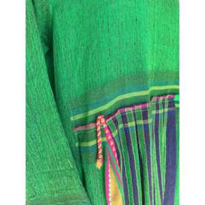 Robe en laine NILGIRI 02 – Style décontracté bohème, coupe trapèze, mode hiver, couleurs contrastées, boutons décoratifs ajourés, naturel et charmant - Product Image 4