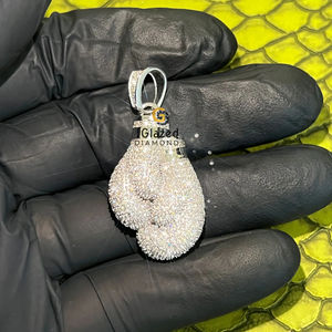 Atractivo 925 plata esterlina Moissanite corte redondo VVs claridad diamantes Iced Out Hip Hop guantes de boxeo colgante - Product Image 2
