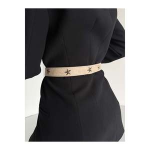 Cinturón de gamuza con hebilla cuadrada y accesorio de estrella para mujer, cinturón para pantalón, chaqueta o camisa - Beige-antiguo - Product Image 4