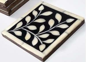 Incrustation d'os floral avec sous-verres de base en bois Tampons de boisson élégants fabriqués à la main pour les tables Parfait pour la maison et les cadeaux Noyer - Product Image 4