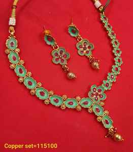 JOYERÍA DE COBRE TRADICIONAL Y DE MODA INDIA CONJUNTO DE JOYERÍA DE BODA NOVIA PARA MUJER CONJUNTO DE PENDIENTES Y COLLAR - Product Image 1