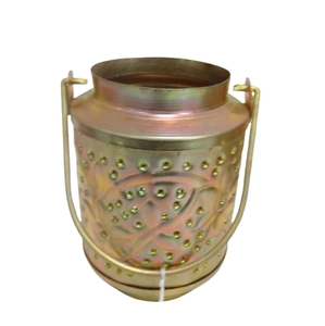 Portavelas de farol de hierro de diseño antiguo personalizado, Metal envejecido dorado y vidrio para decoración del hogar, mesa hecha a mano - Product Image 1