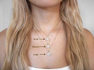 Elegante Collar con Colgante de Diamante Moissanite Redondo VVS con Halo de Oro Blanco de 14k, Joyería Minimalista a Bajo Precio - Product Image 5